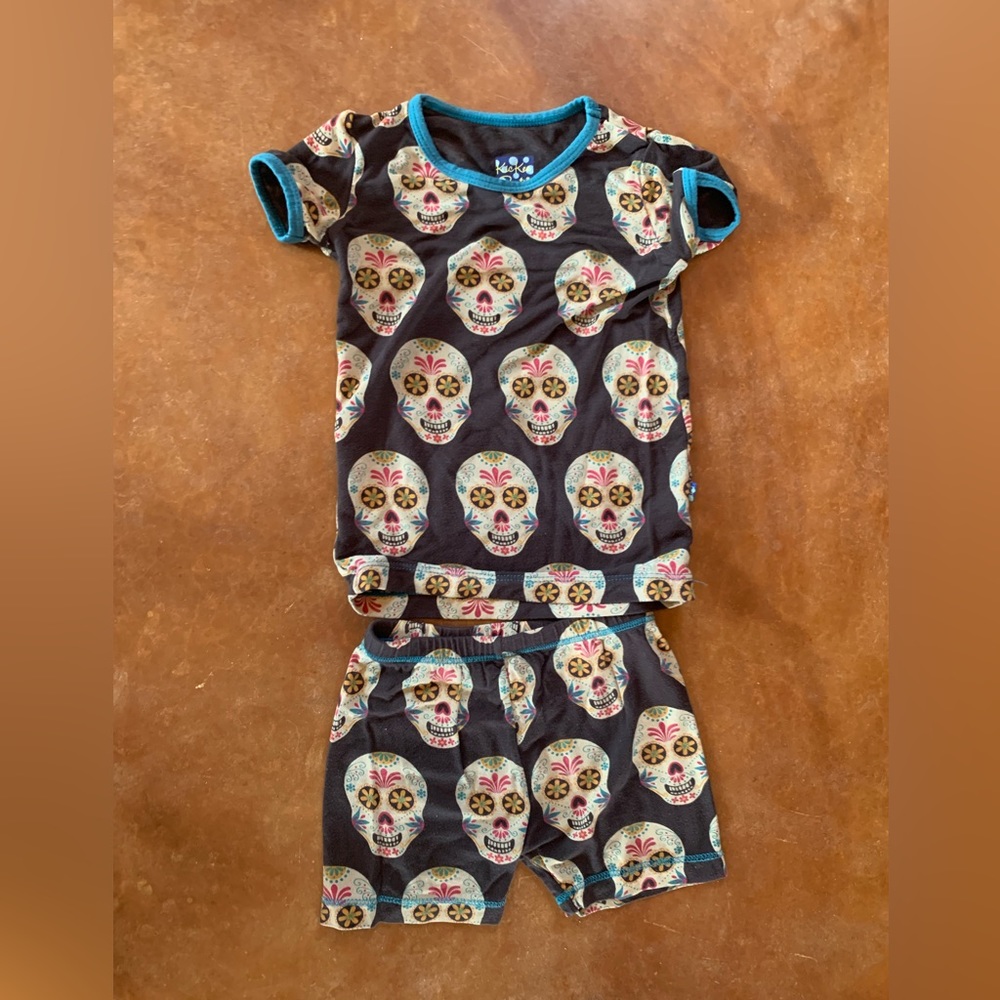 Kickee Pants short sleeve shorts pajama set used